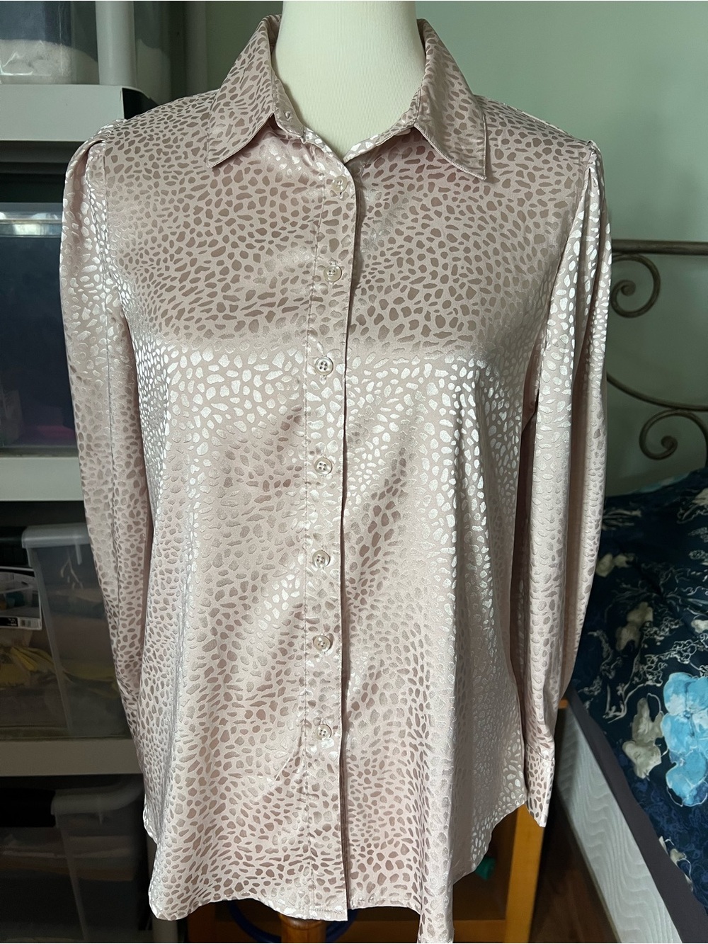 Indigo Rose Satin Animal-Print Button-Up Blouse in Blush